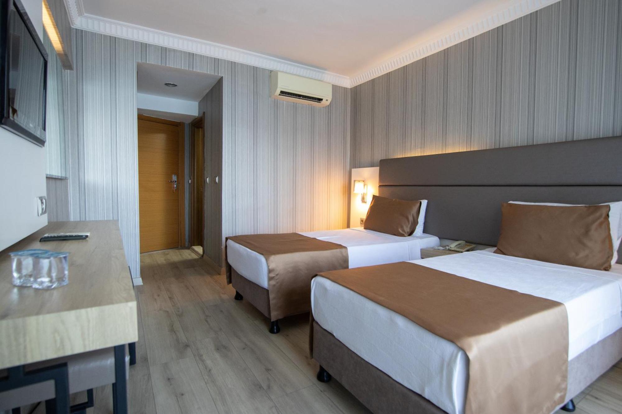 Point Beach Hotel Marmaris Bagian luar foto