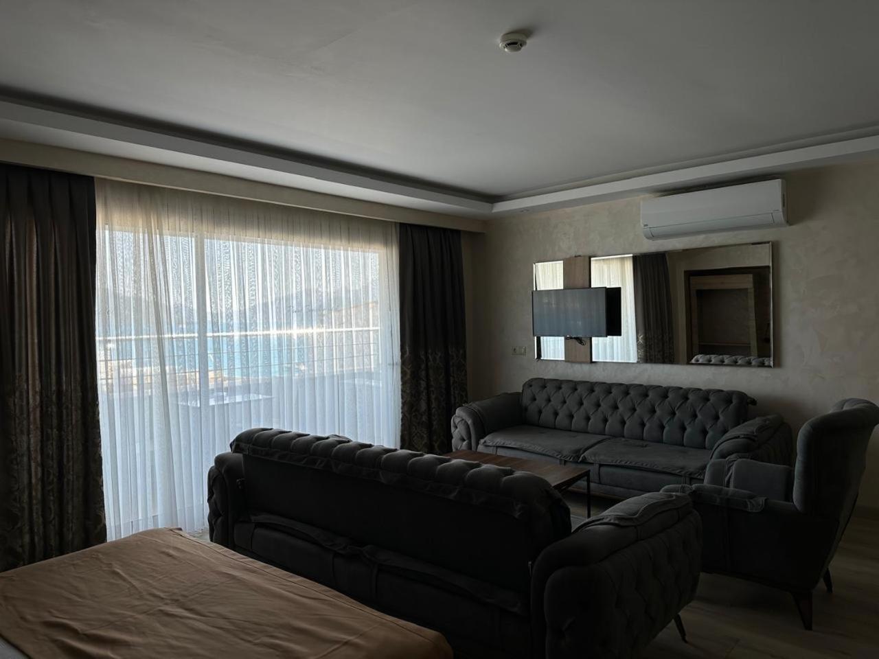 Point Beach Hotel Marmaris Bagian luar foto