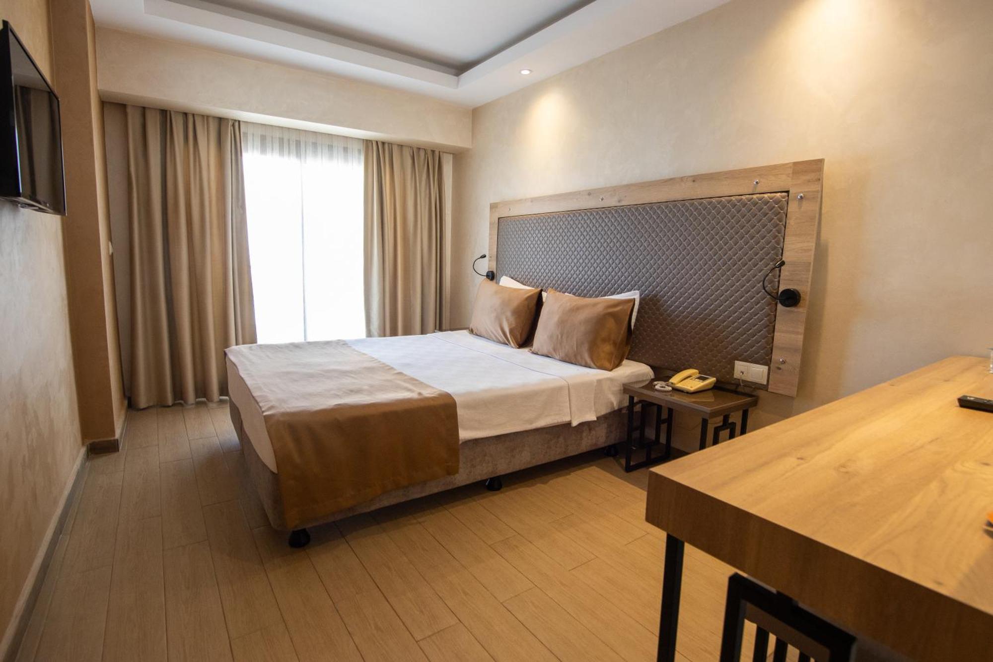 Point Beach Hotel Marmaris Bagian luar foto